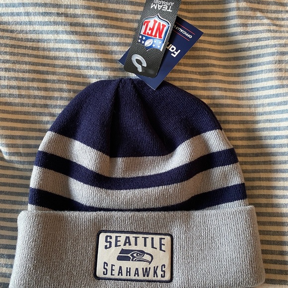 Brand new Seahawks beanie - Picture 3 of 4